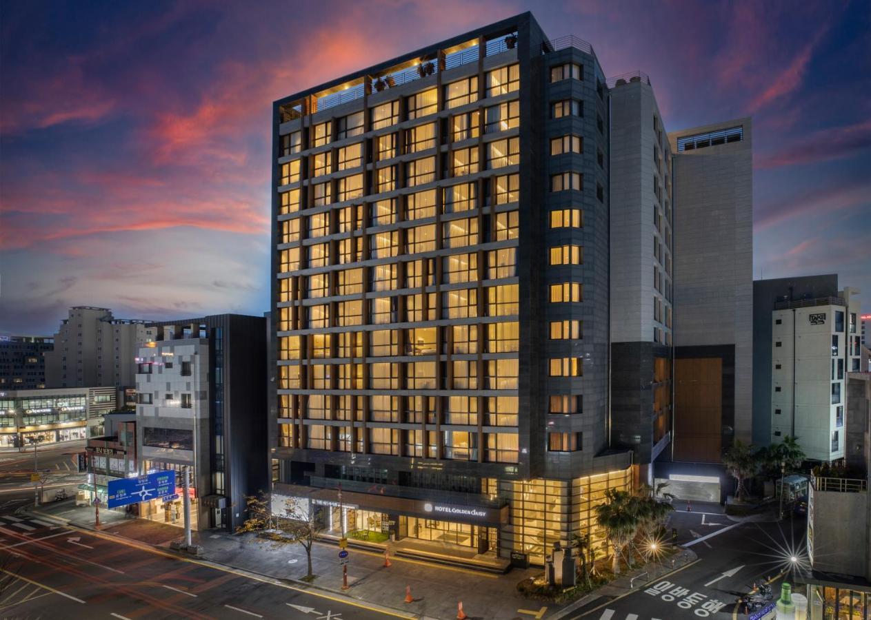 Golden Daisy Hotel Seogwipo Exterior photo
