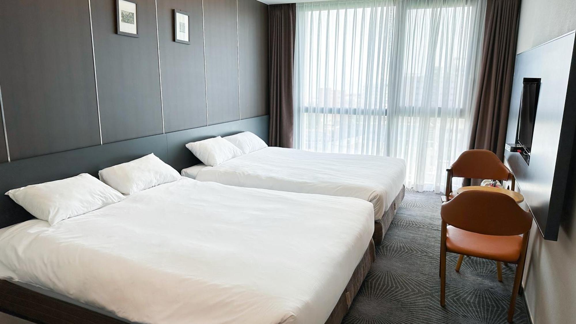 Golden Daisy Hotel Seogwipo Room photo